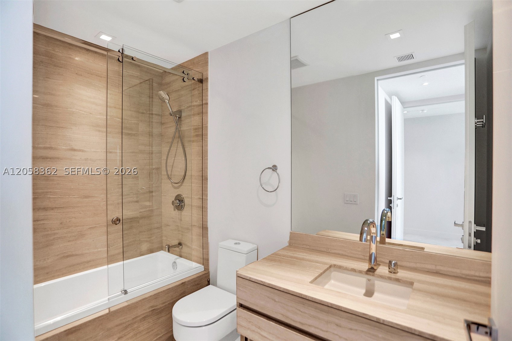 image Residences by Armani Casa41