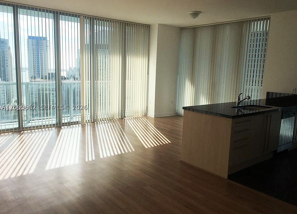 image Axis on Brickell South1