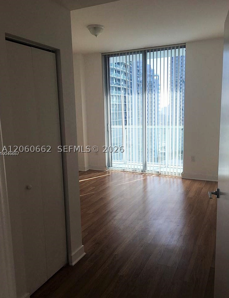 image Axis on Brickell South2