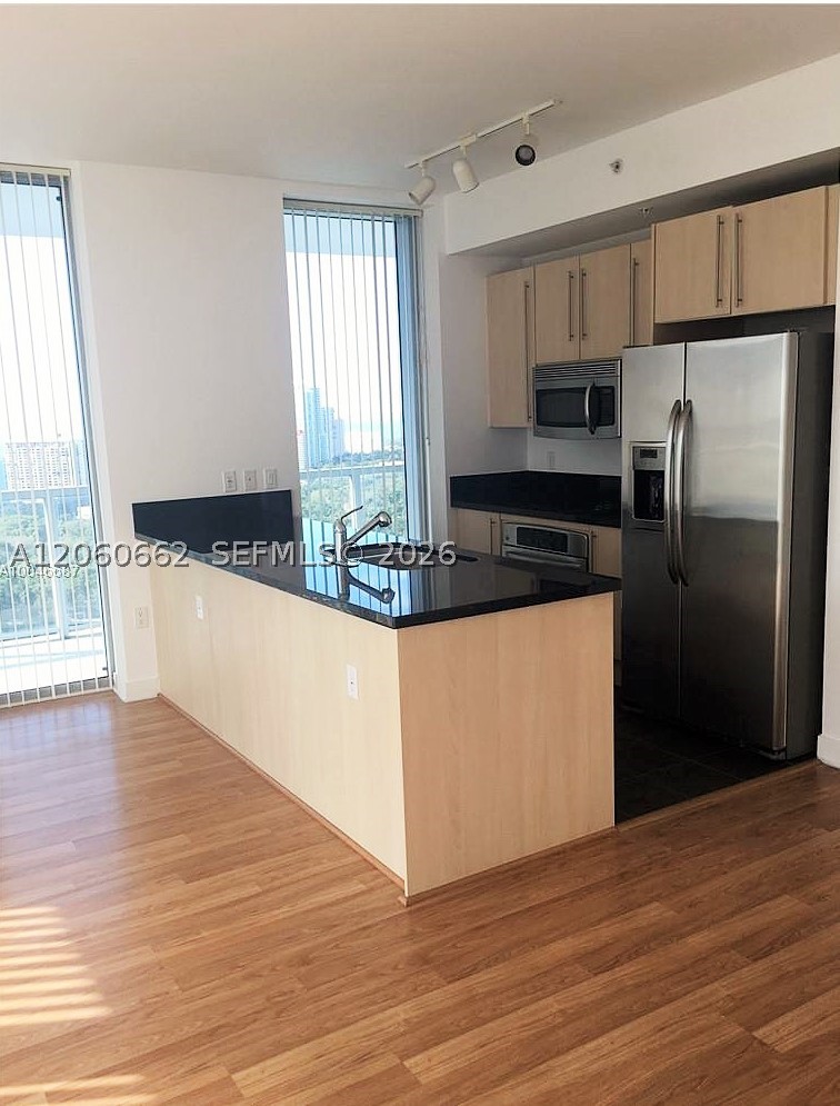 image Axis on Brickell South7