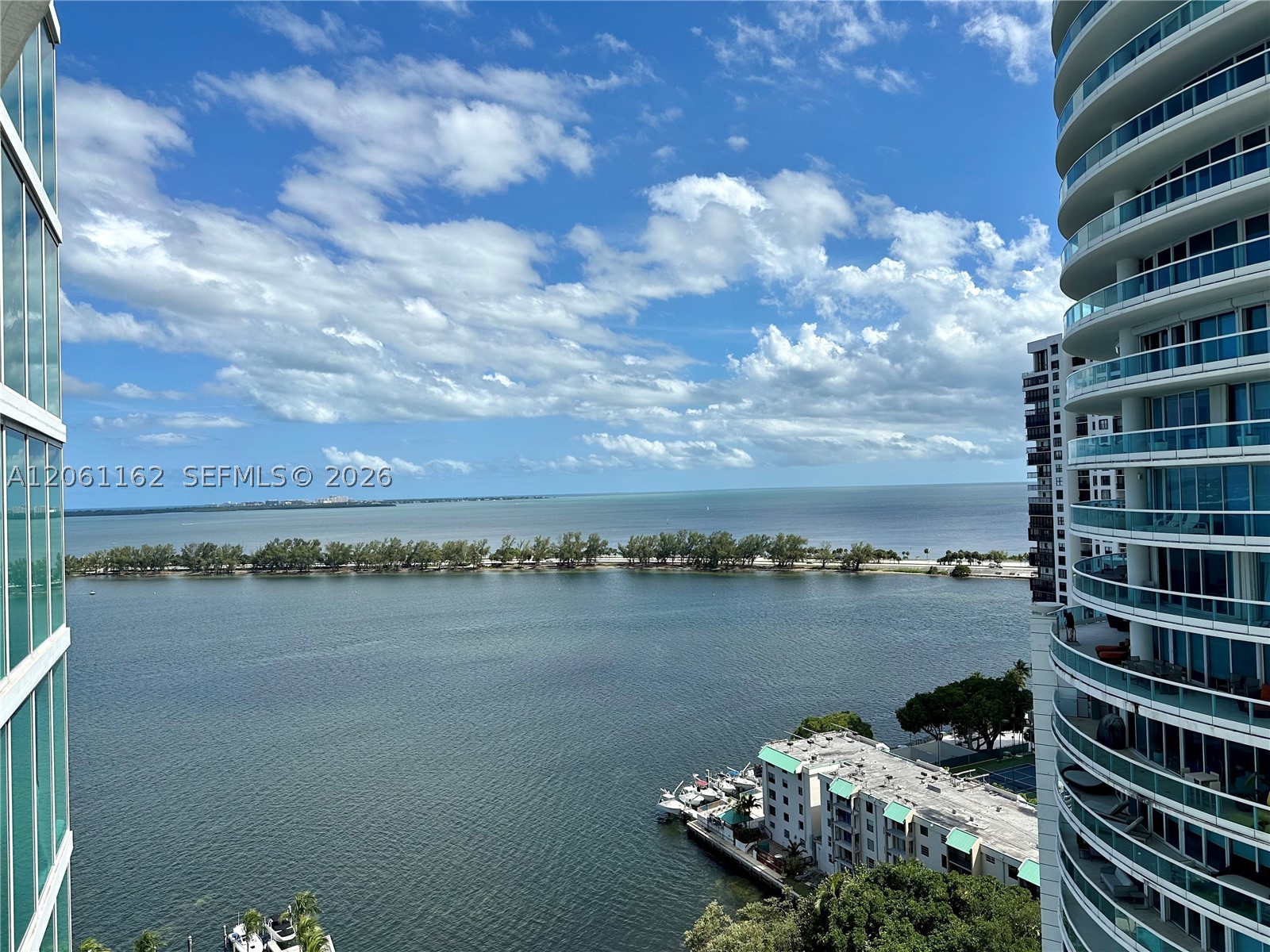 image Skyline on Brickell0