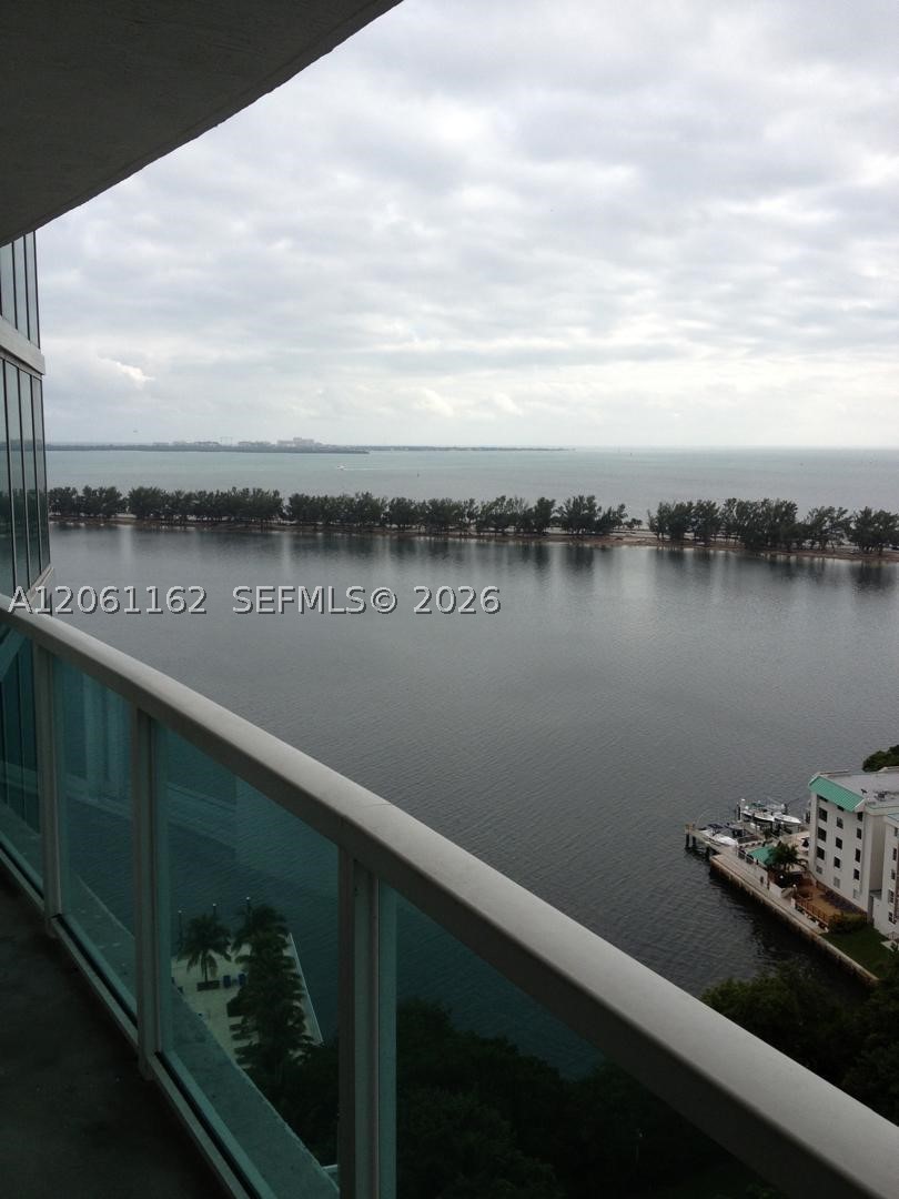 image Skyline on Brickell11