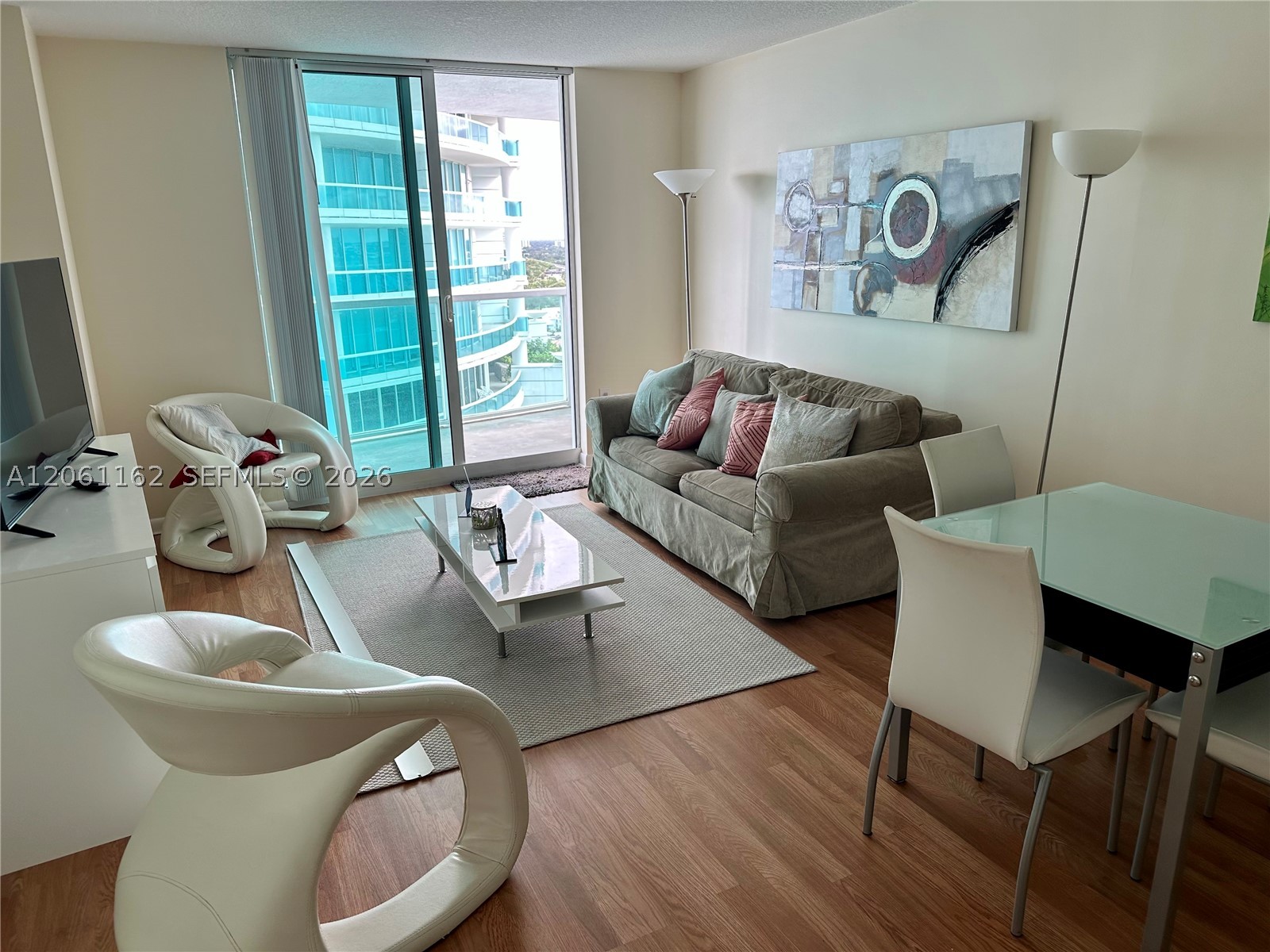 image Skyline on Brickell8