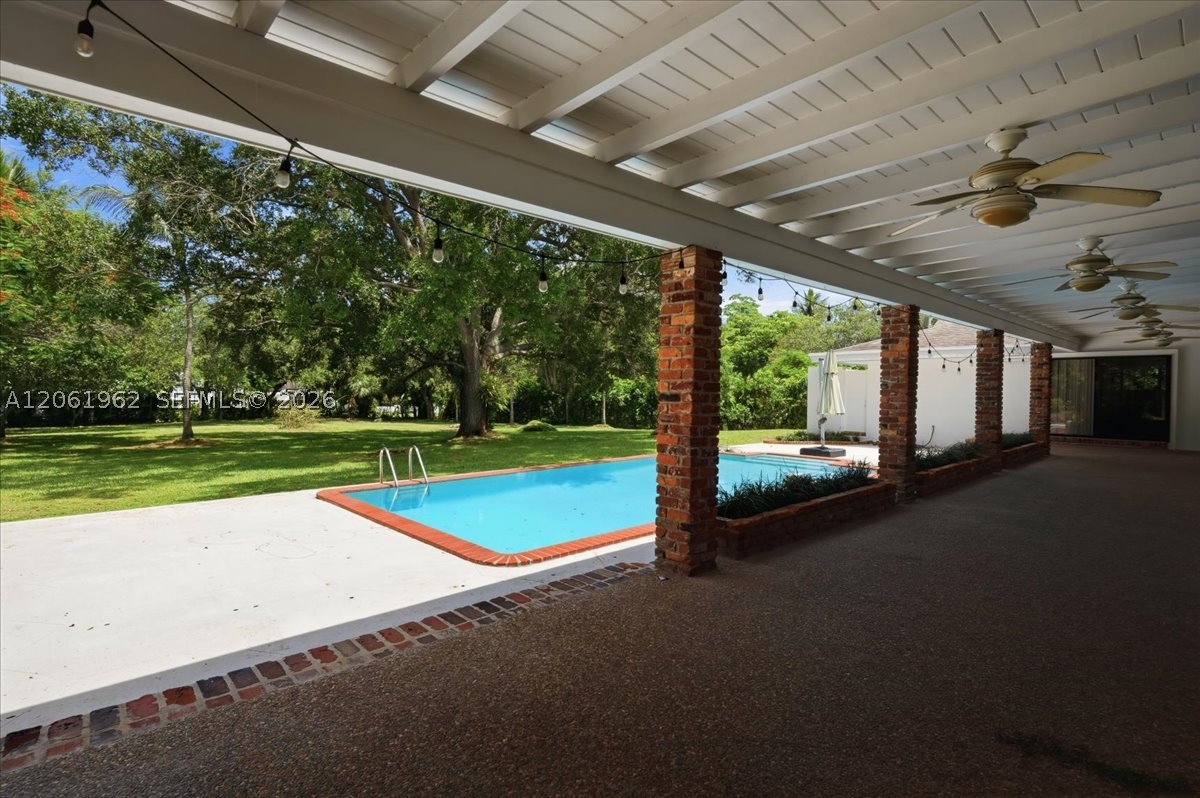 12365 SW 60th Ct Pinecrest, FL 33156
