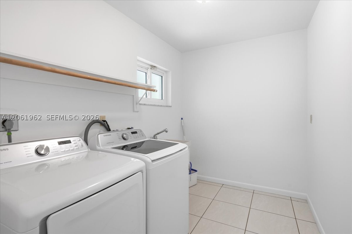 12365 SW 60th Ct Pinecrest, FL 33156