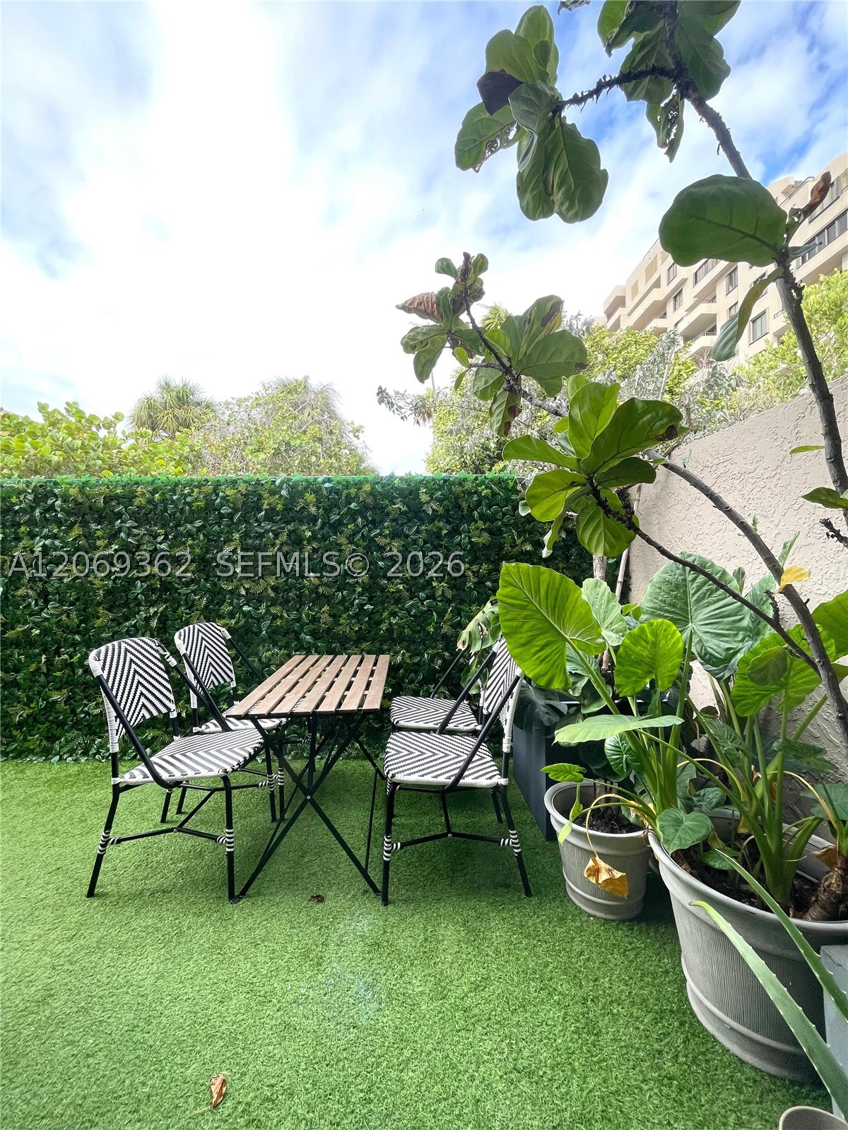 201 Crandon Blvd #175 Key Biscayne, FL 33149