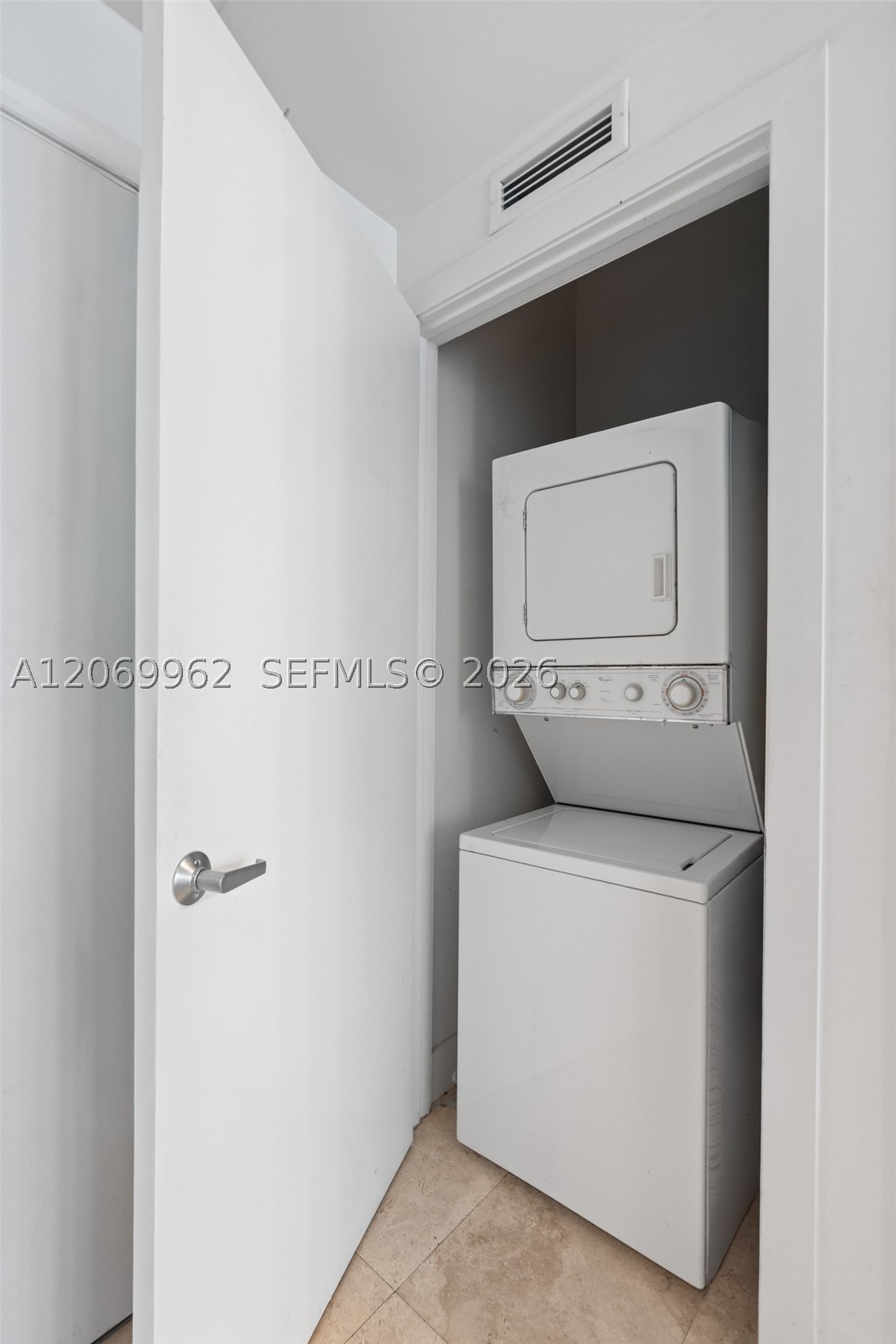 image 1060 Brickell - 105022