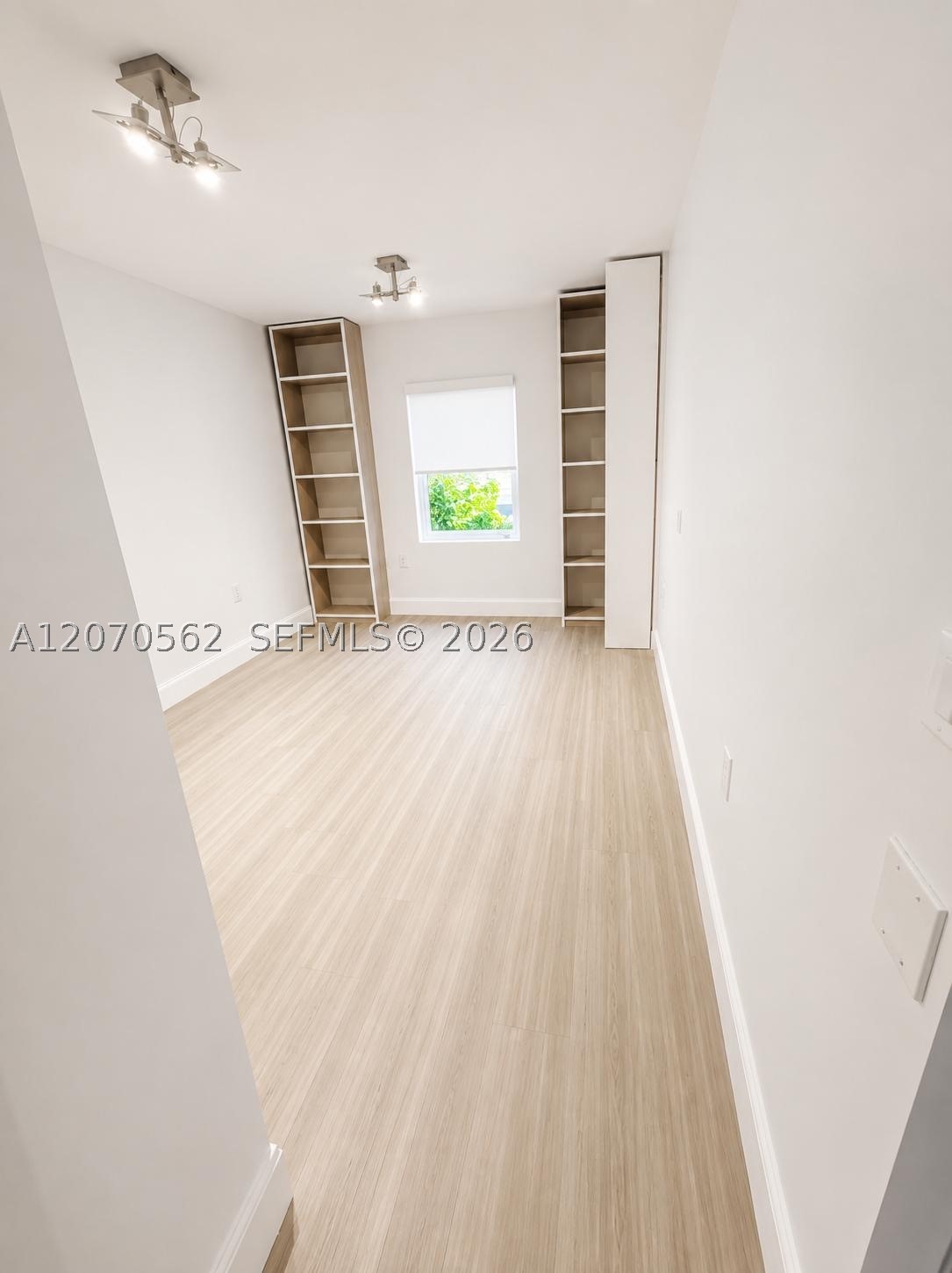 4726 Alton Rd Miami Beach, FL 33140