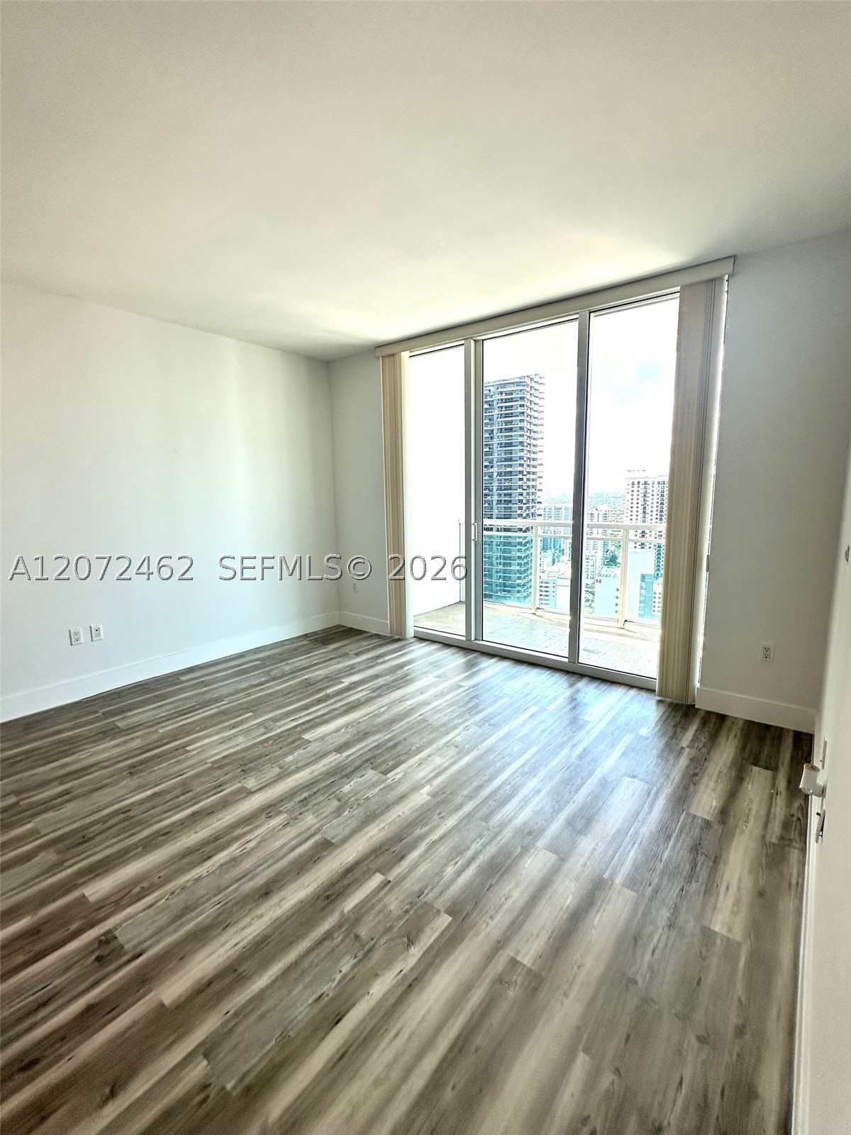 image The Plaza on Brickell West10