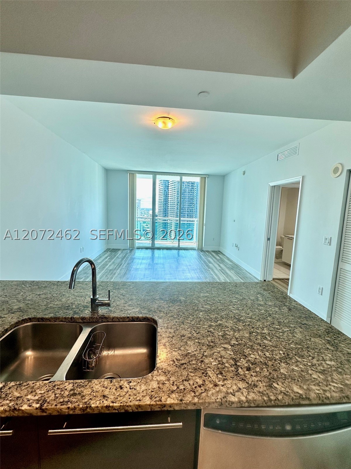 image The Plaza on Brickell West12