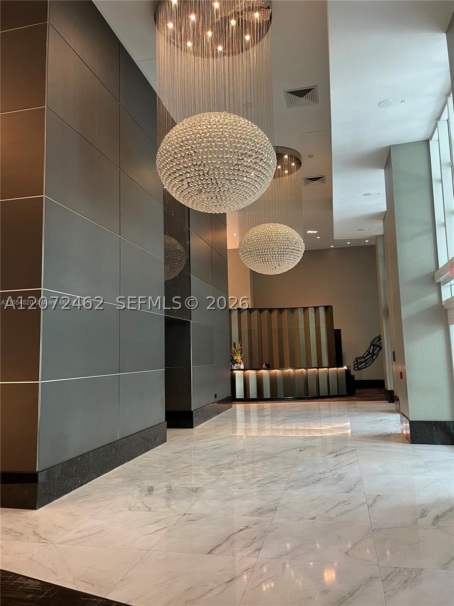 image The Plaza on Brickell West15