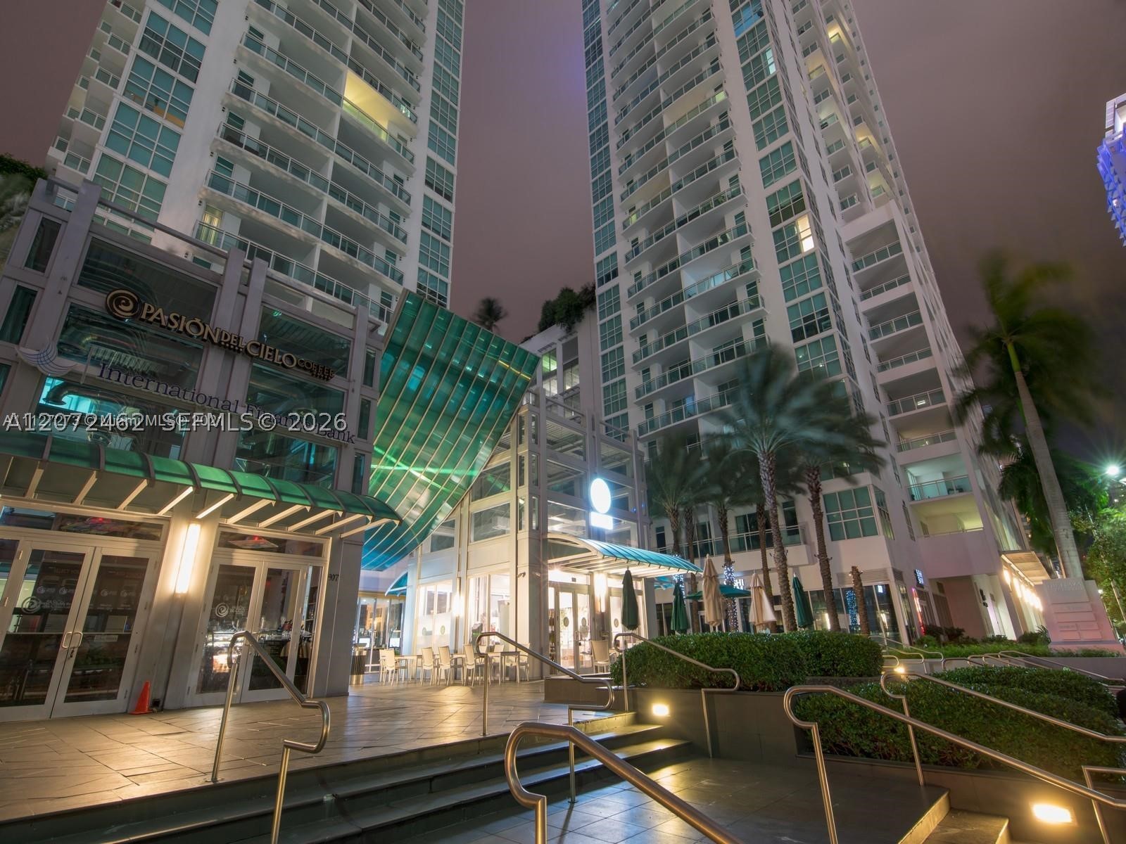 image The Plaza on Brickell West29