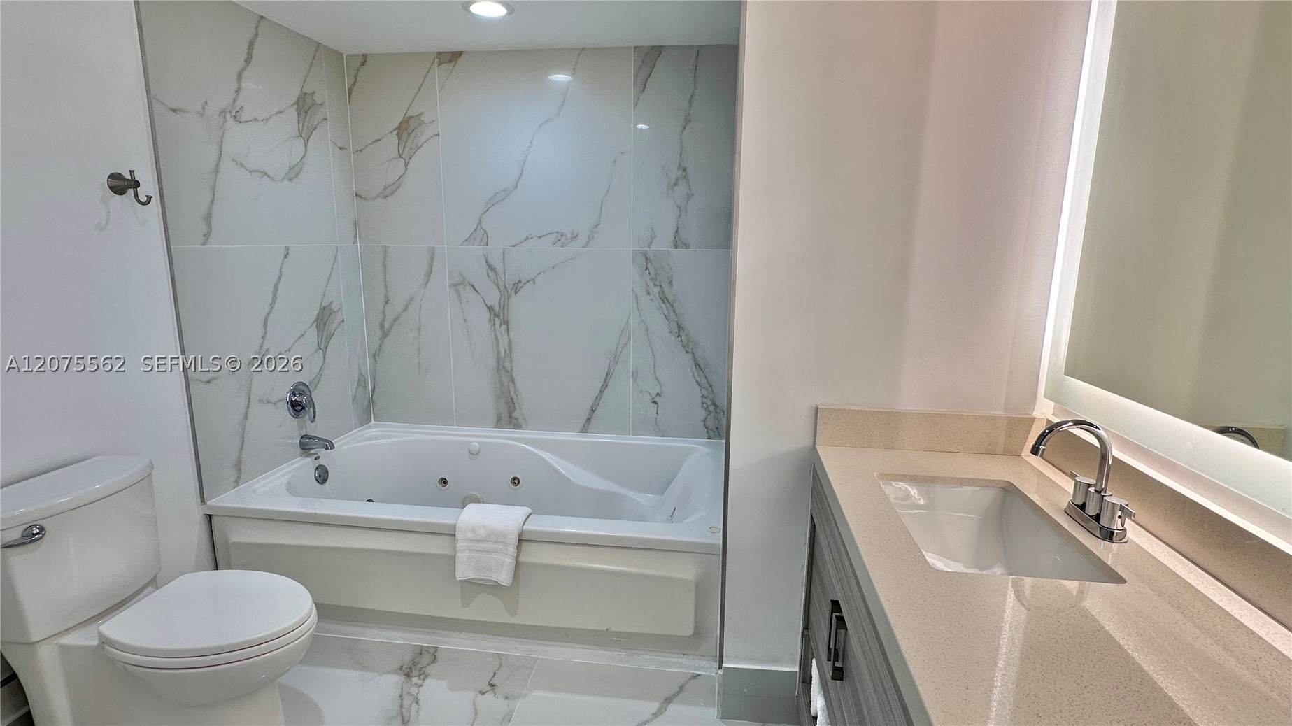 17375 Collins Ave #2003 Sunny Isles Beach, FL 33160