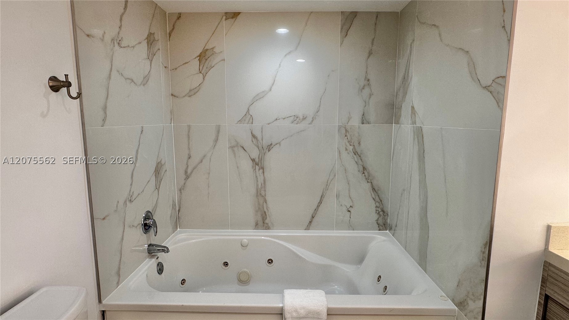 17375 Collins Ave #2003 Sunny Isles Beach, FL 33160