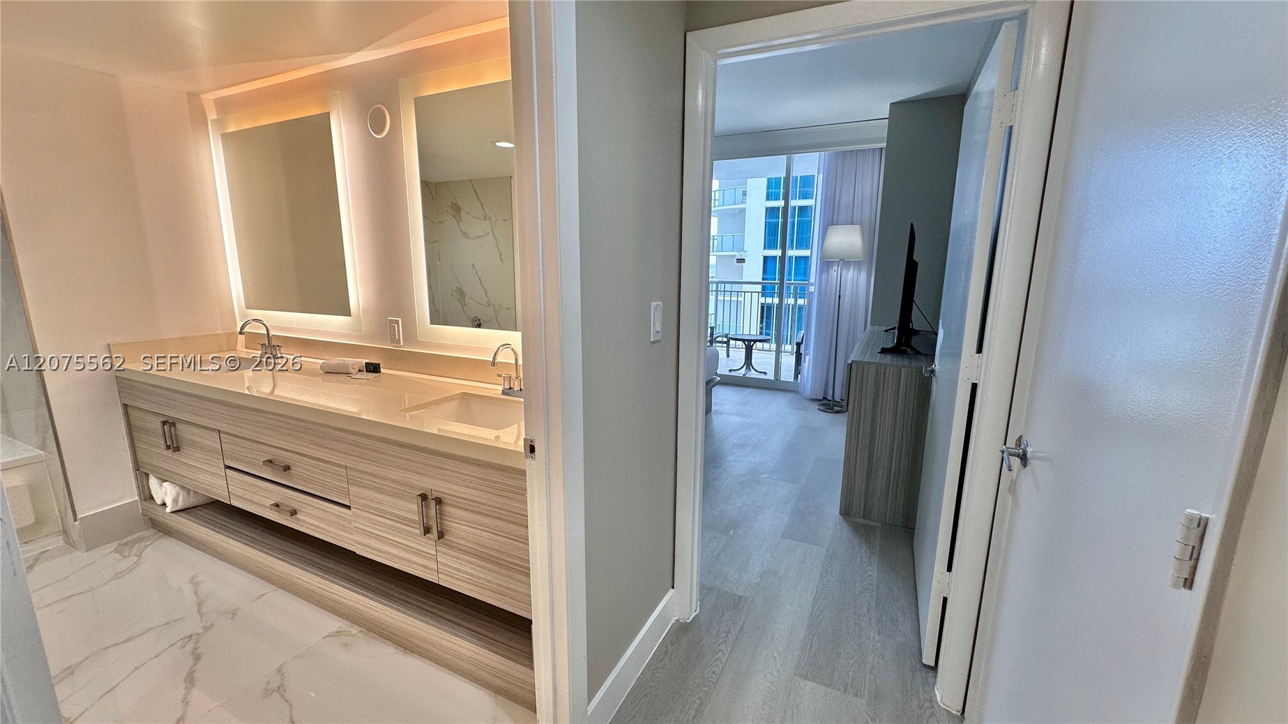 17375 Collins Ave #2003 Sunny Isles Beach, FL 33160