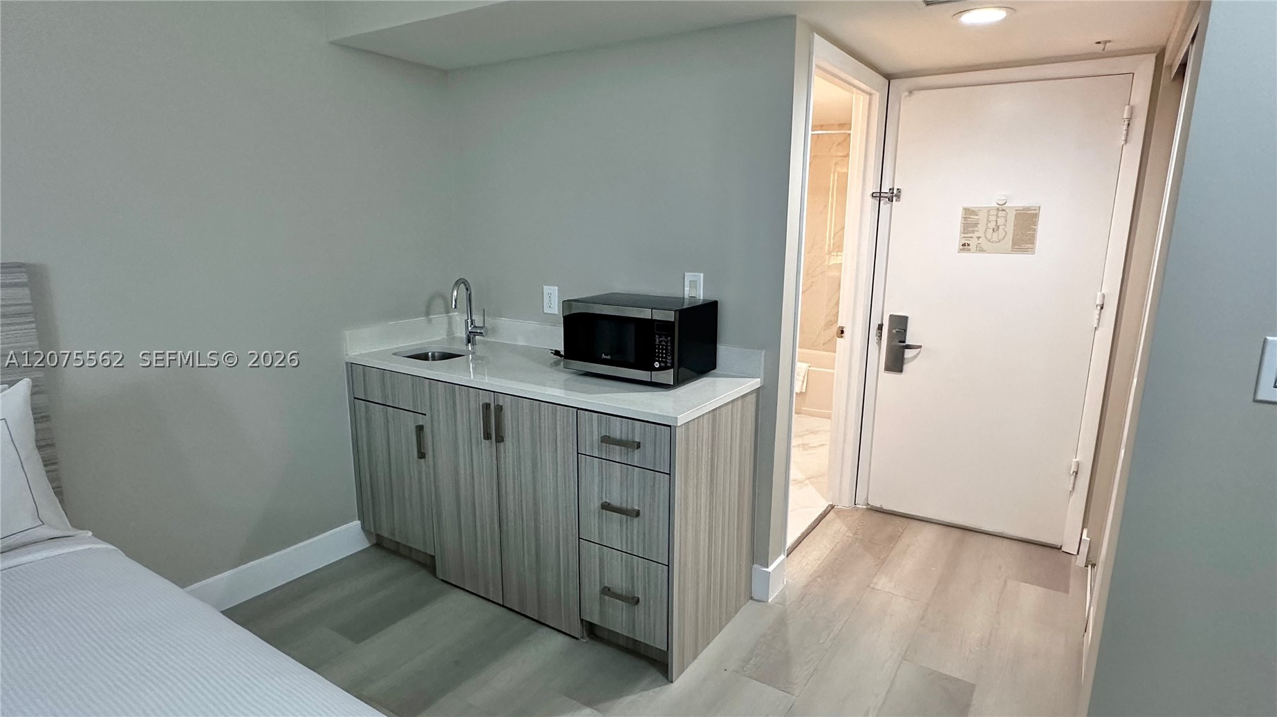 17375 Collins Ave #2003 Sunny Isles Beach, FL 33160