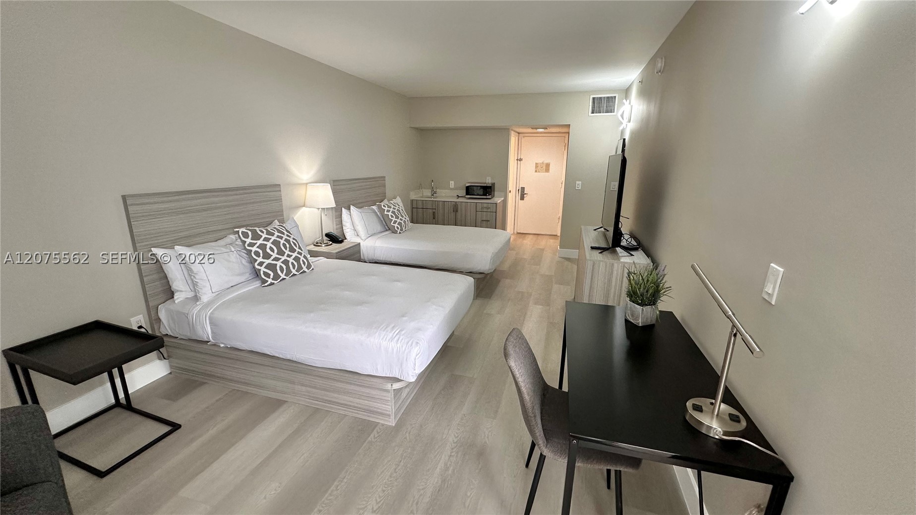 17375 Collins Ave #2003 Sunny Isles Beach, FL 33160