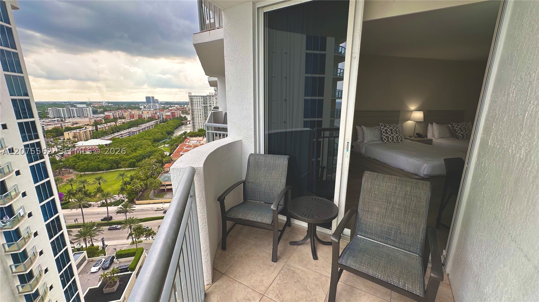 17375 Collins Ave #2003 Sunny Isles Beach, FL 33160