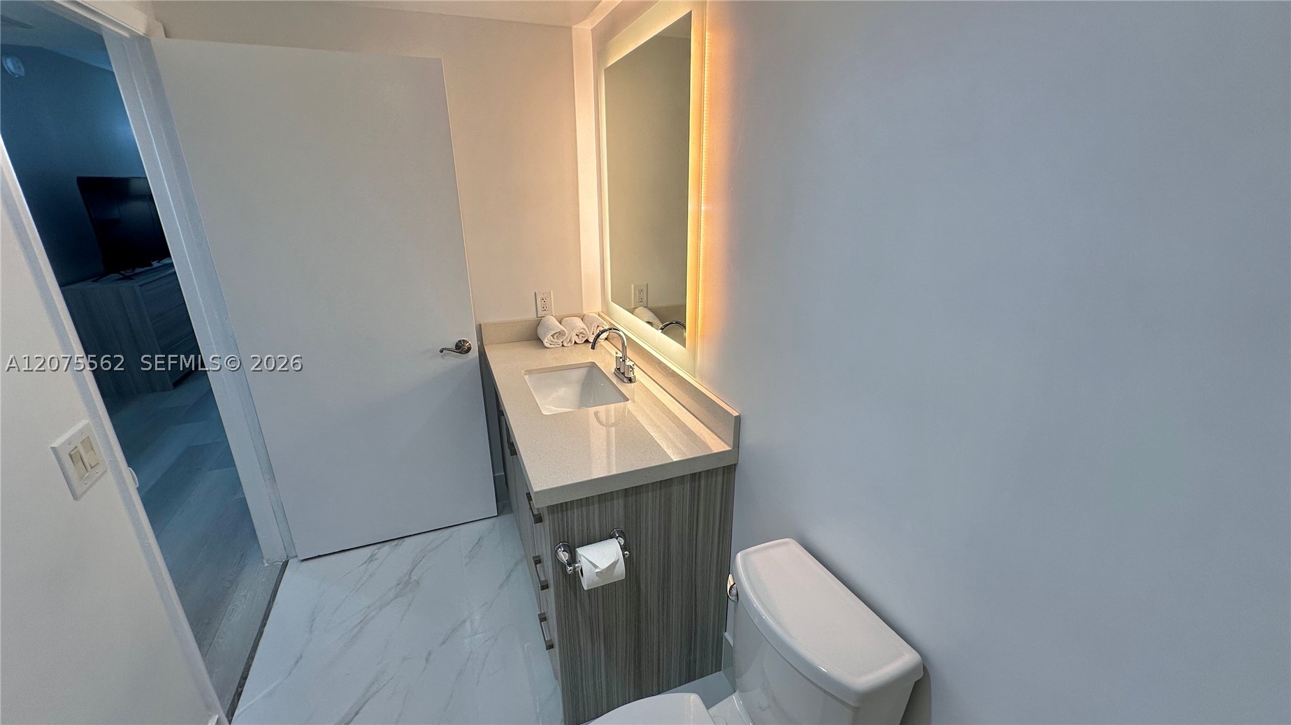 17375 Collins Ave #2003 Sunny Isles Beach, FL 33160