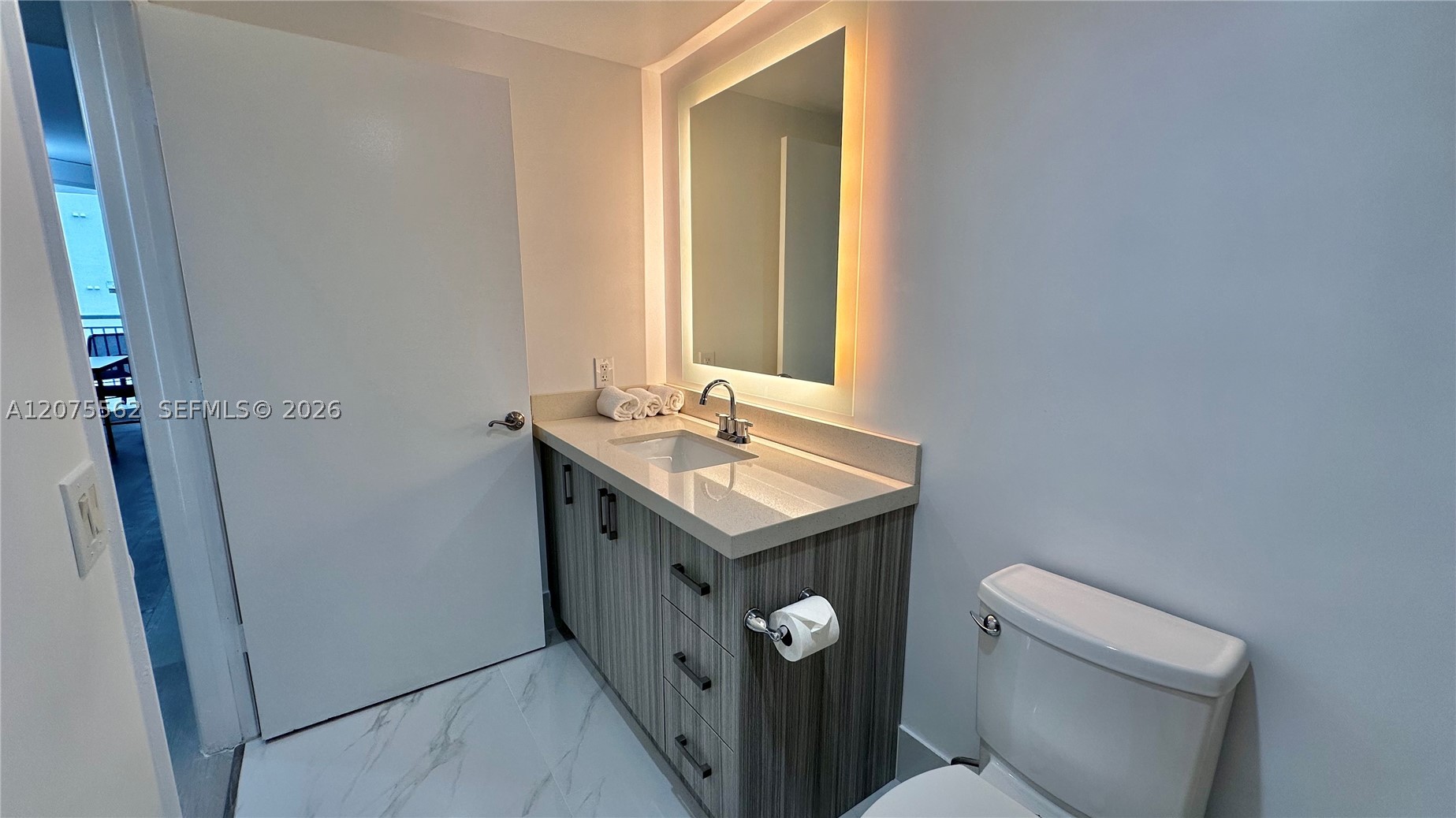 17375 Collins Ave #2003 Sunny Isles Beach, FL 33160