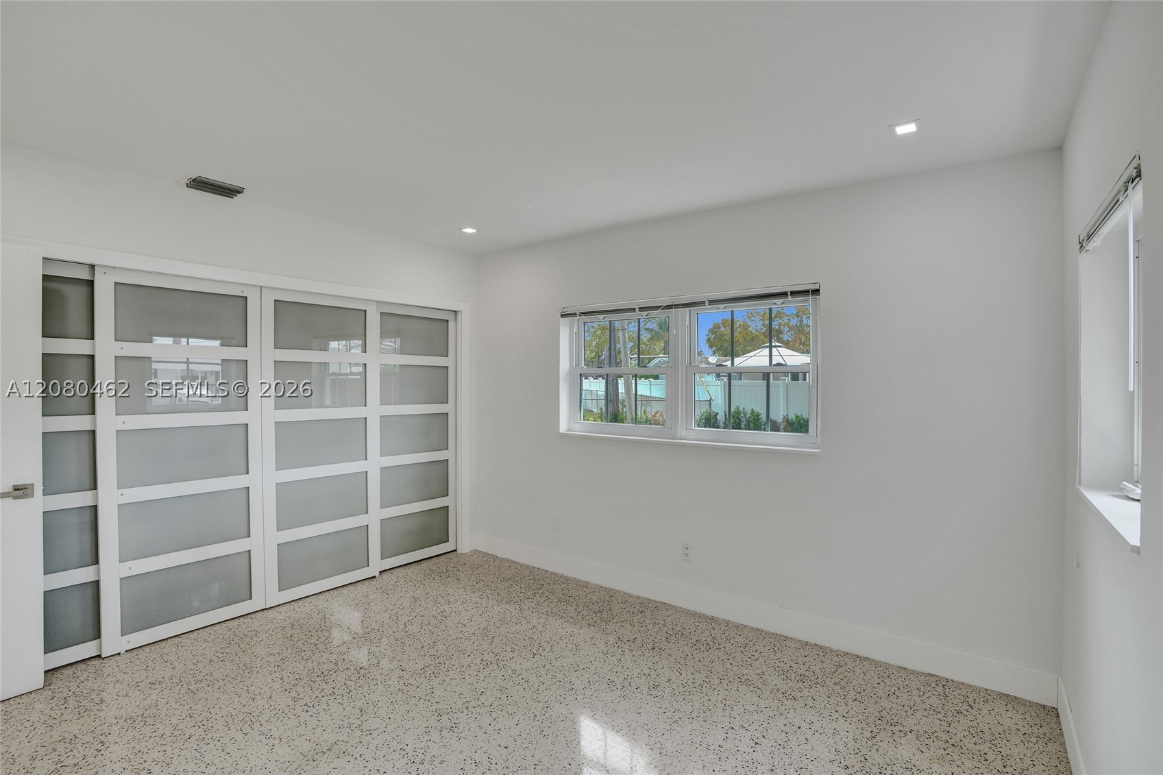 2125 Alamanda Dr North Miami, FL 33181