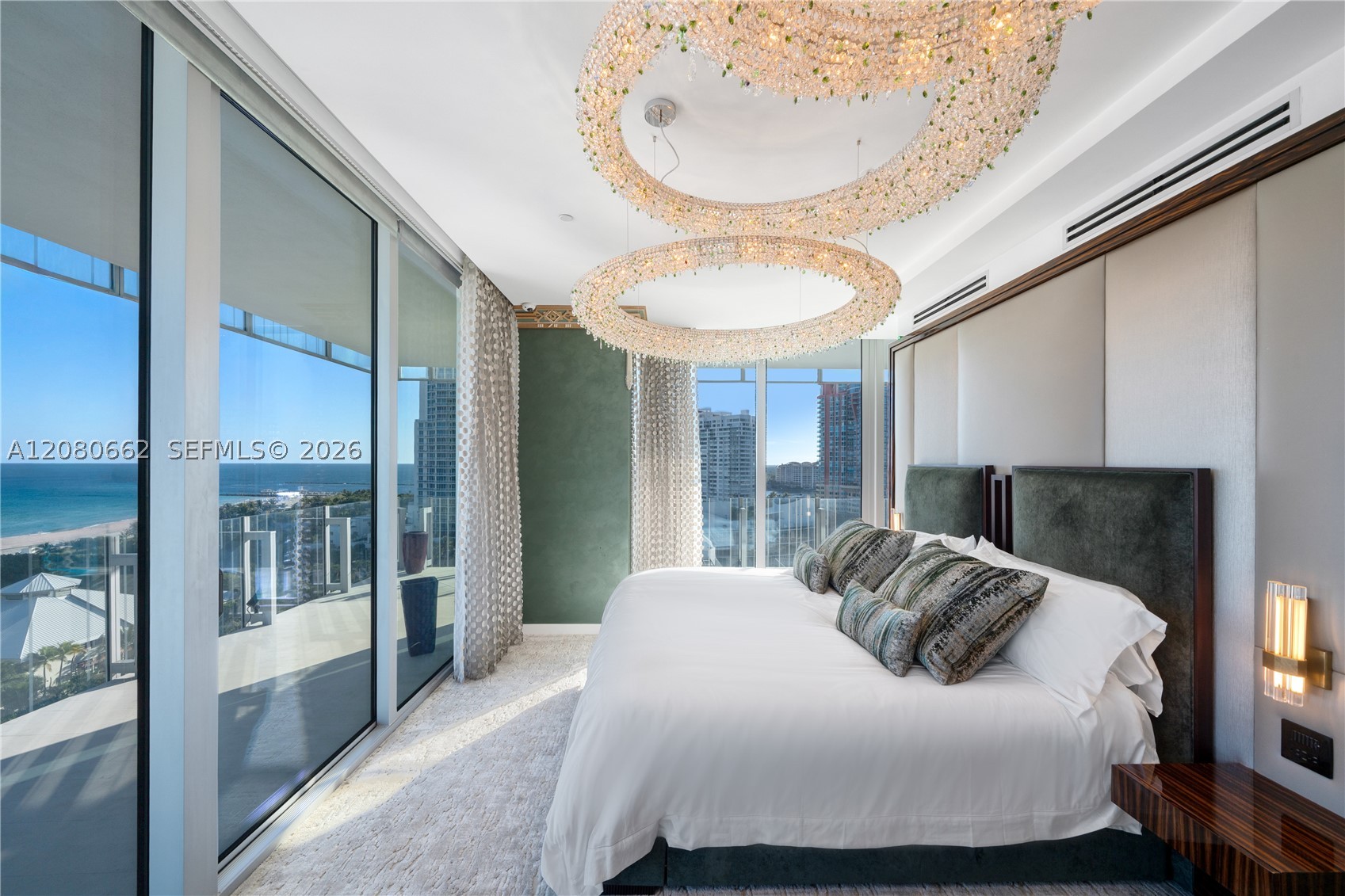 120 Ocean Dr #1400 Miami Beach, FL 33139