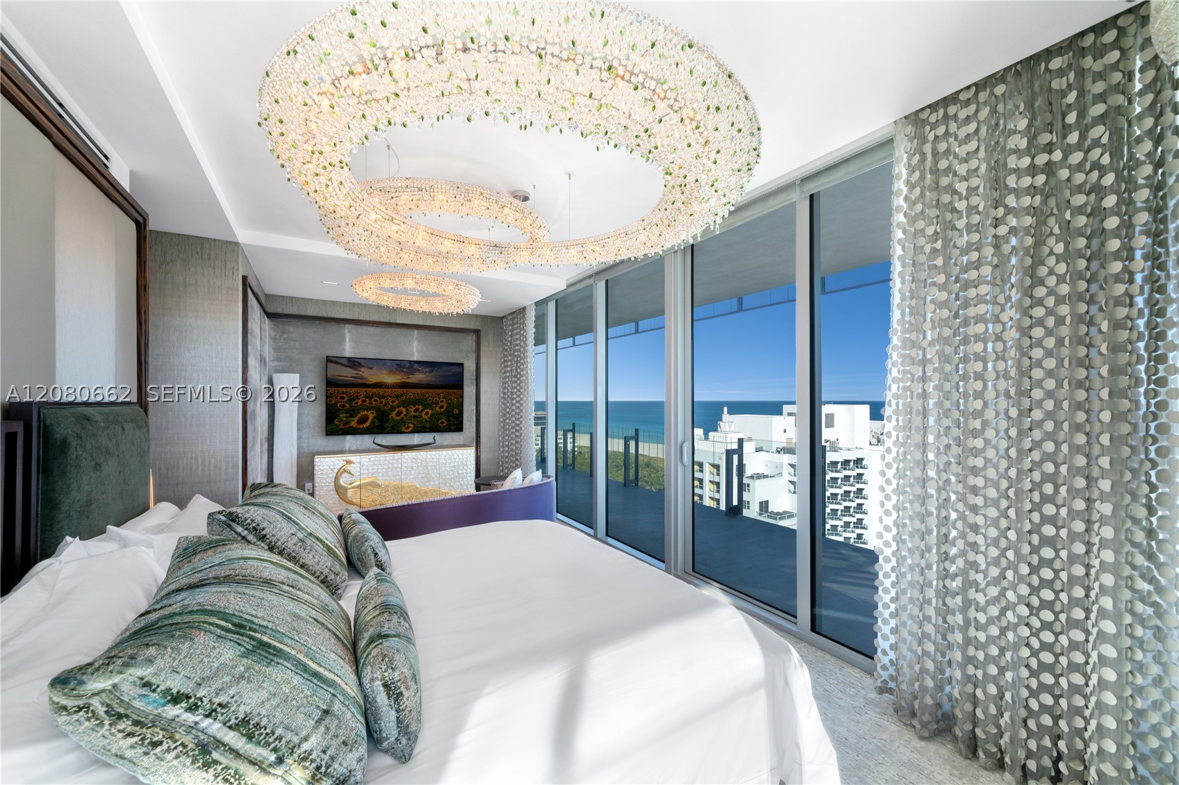 120 Ocean Dr #1400 Miami Beach, FL 33139