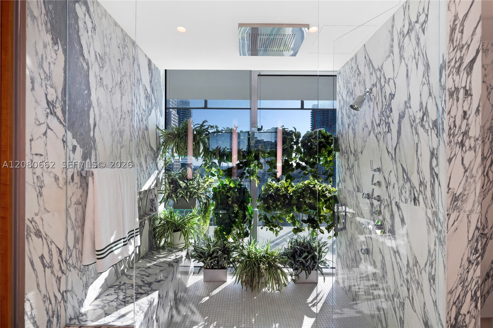 120 Ocean Dr #1400 Miami Beach, FL 33139