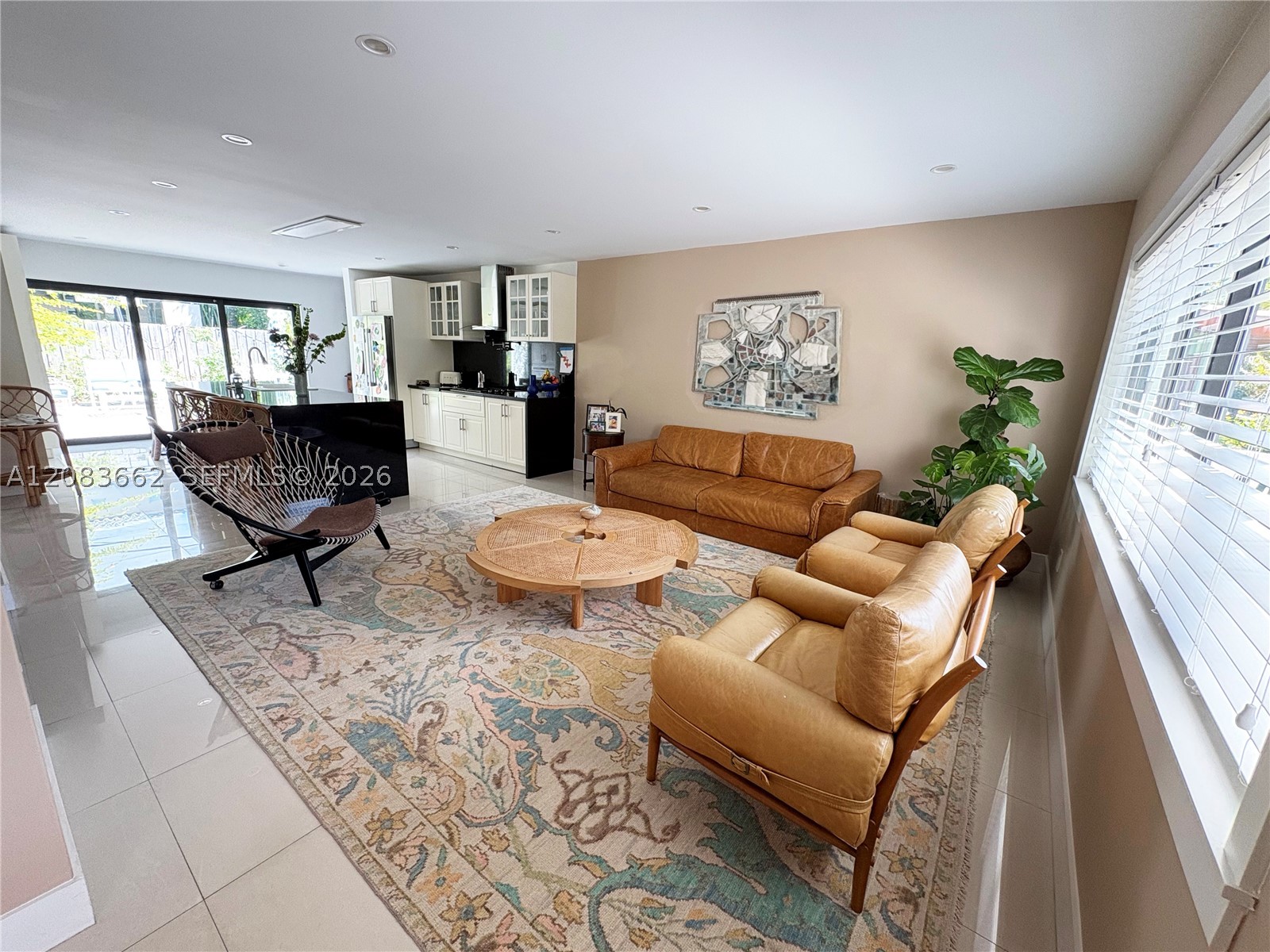 225 W Heather Dr #225 Key Biscayne, FL 33149