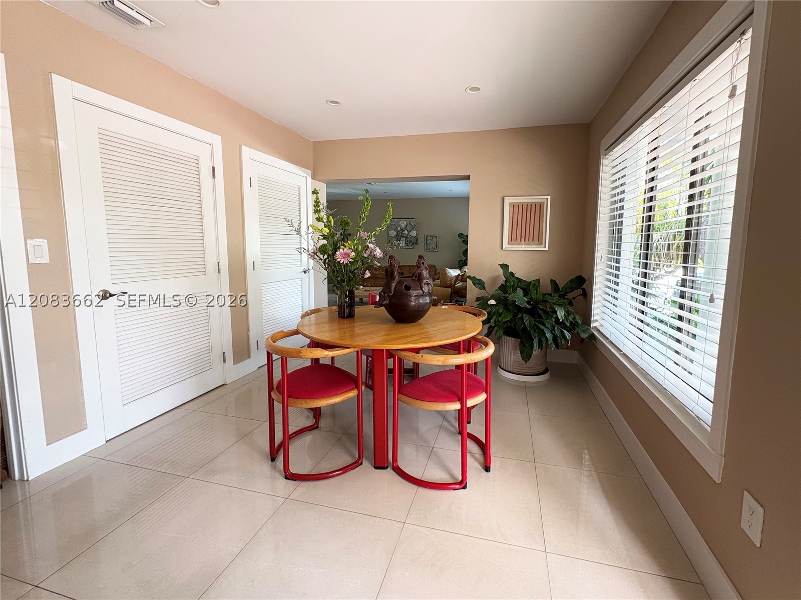 225 W Heather Dr #225 Key Biscayne, FL 33149