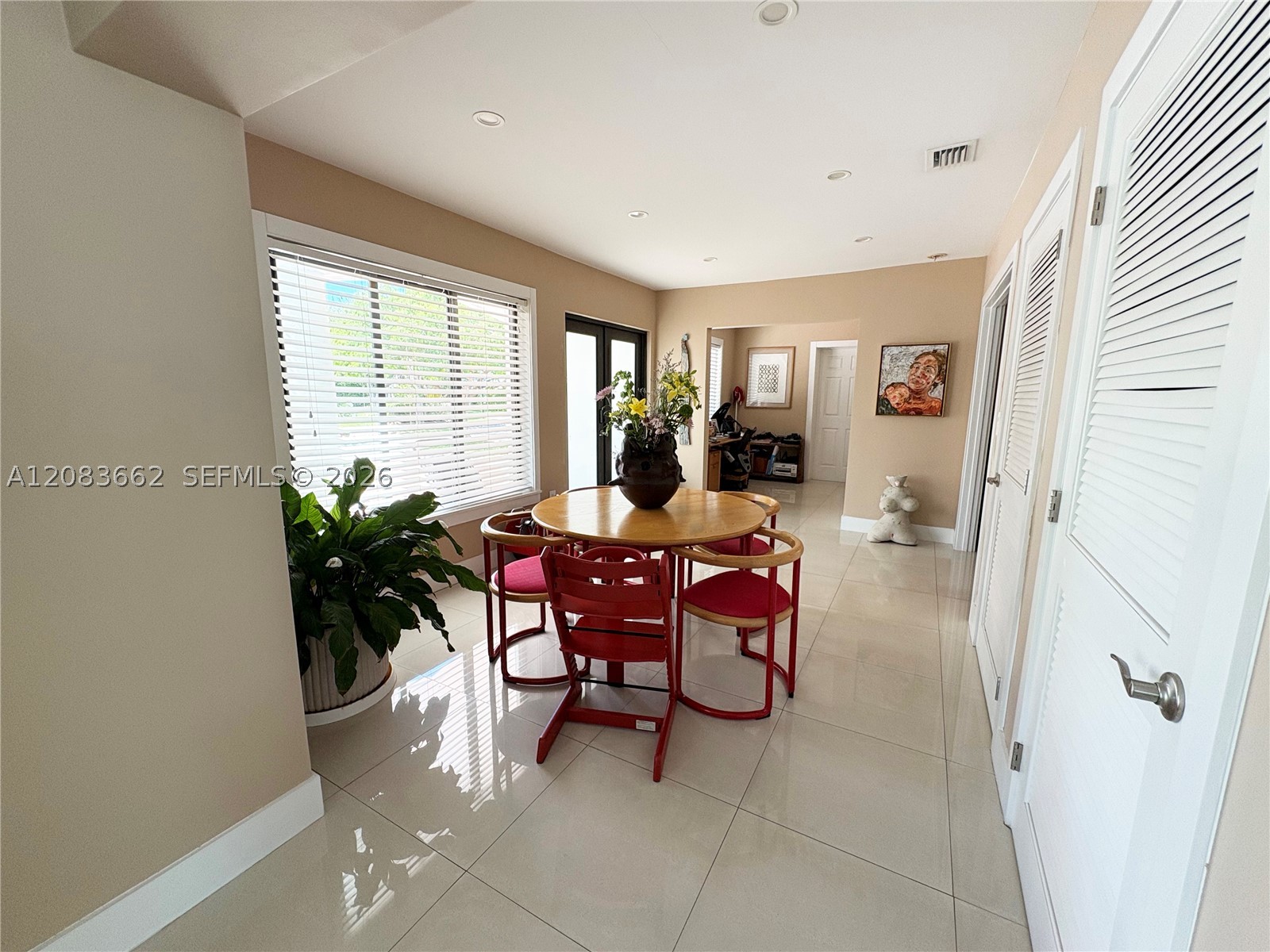 225 W Heather Dr #225 Key Biscayne, FL 33149