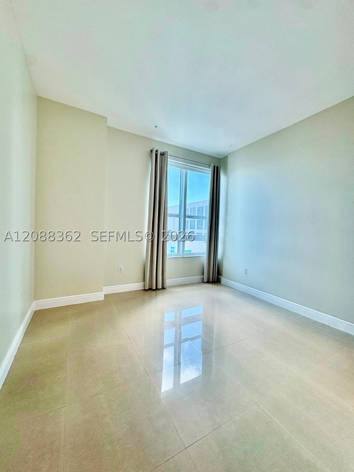 image The Plaza on Brickell East12