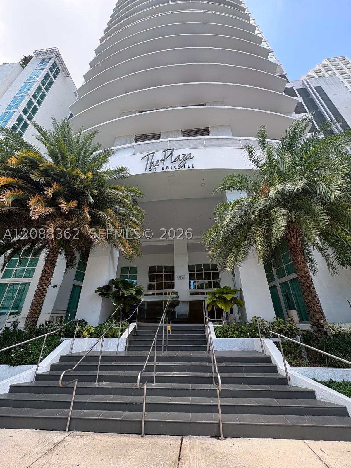 image The Plaza on Brickell East18