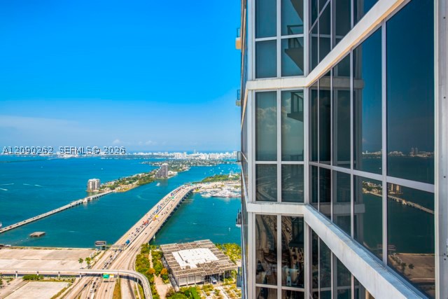 1100 Biscayne Blvd #5205