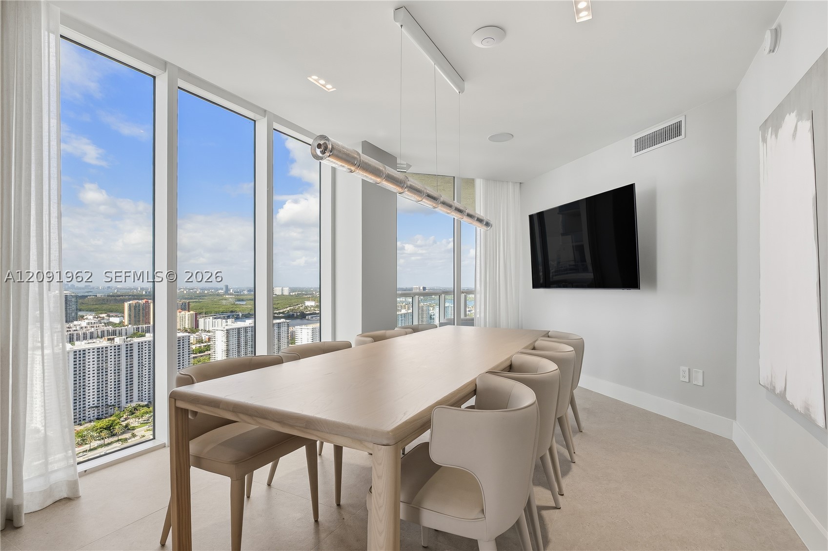 image Acqualina Residences16