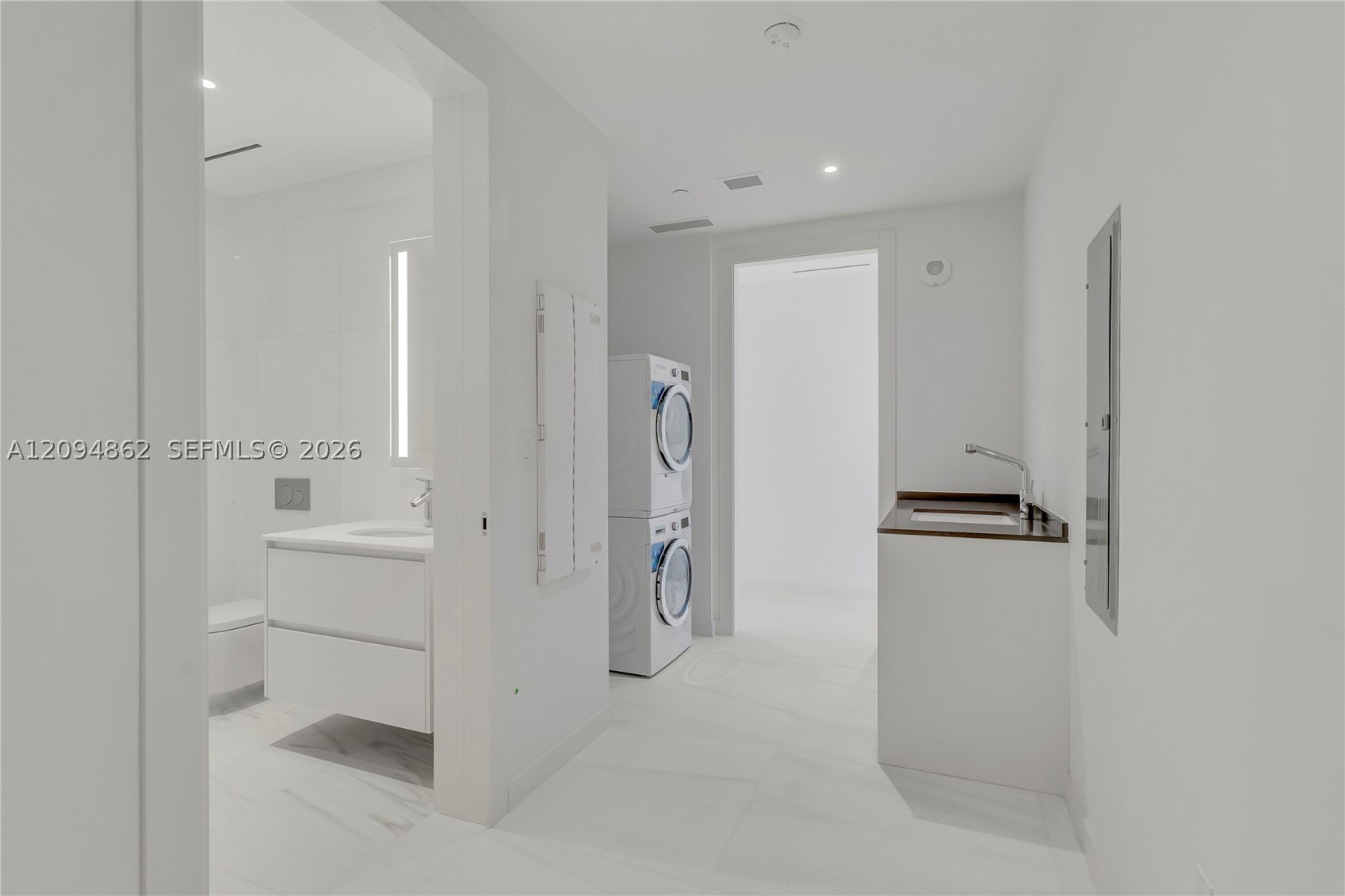 image Aston Martin Residences13