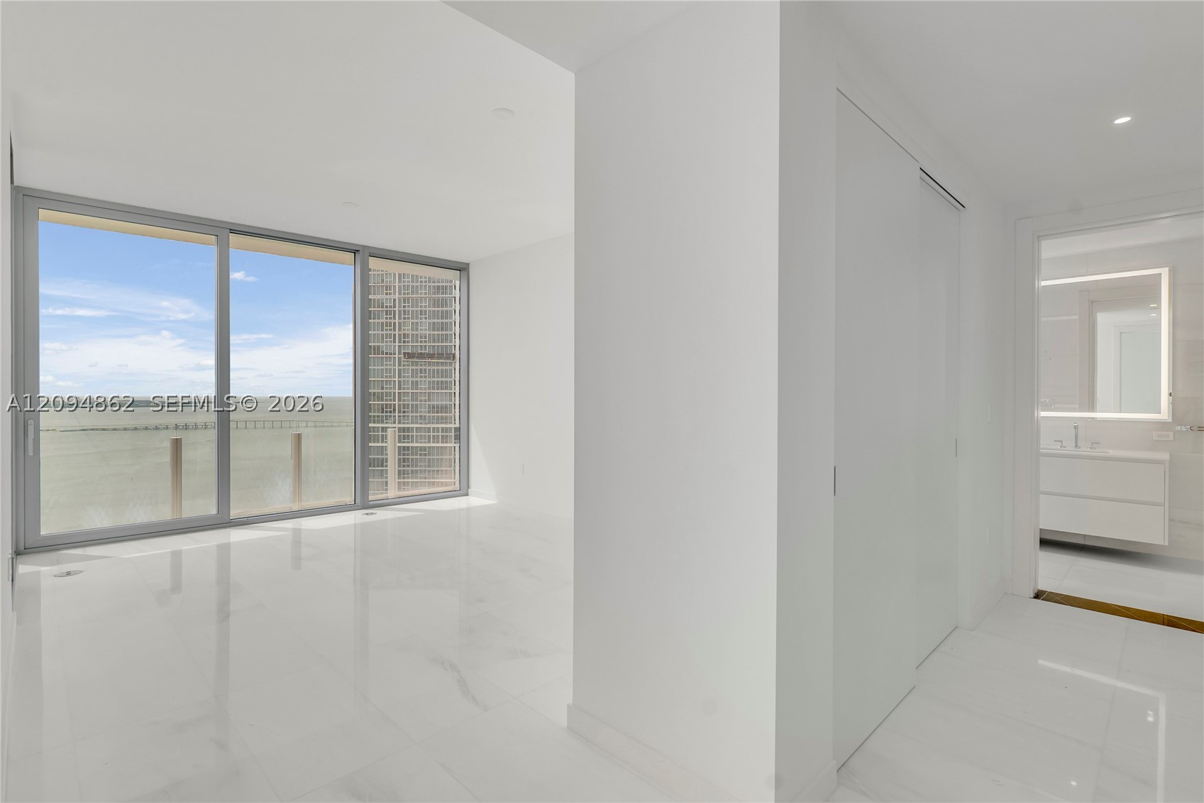 image Aston Martin Residences15