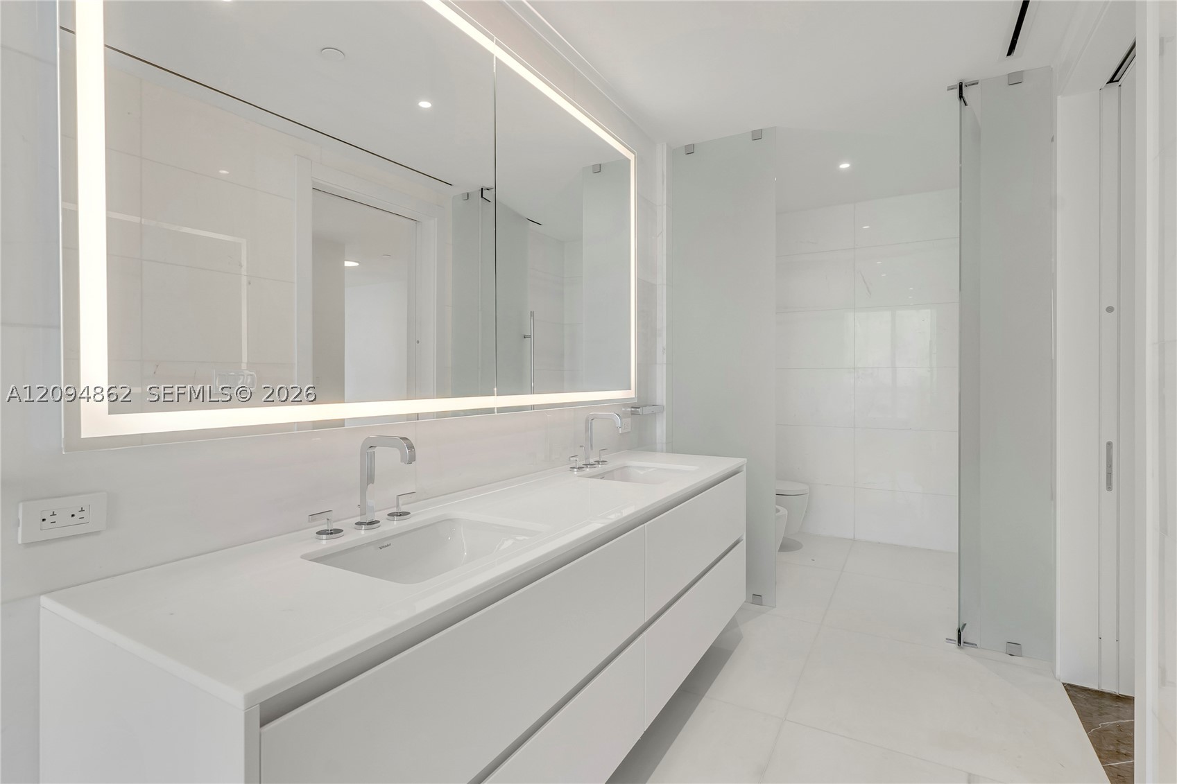 image Aston Martin Residences25