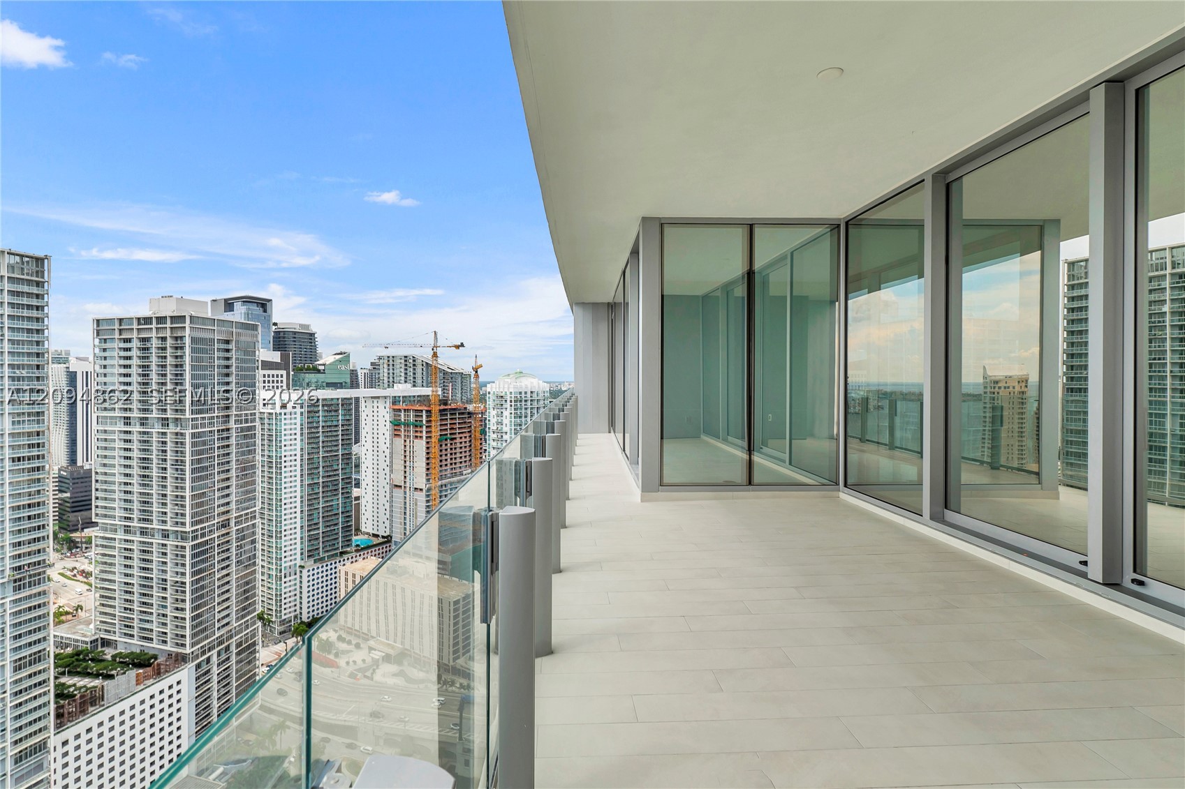 image Aston Martin Residences32