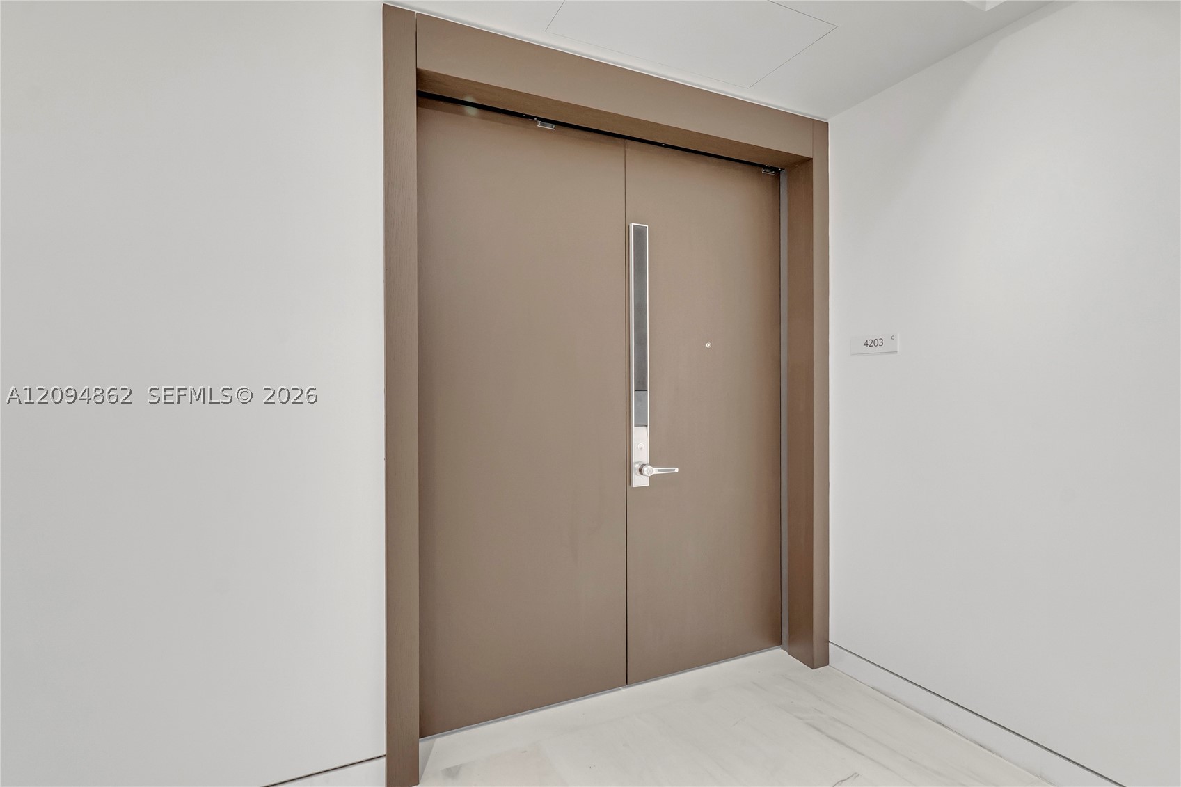 image Aston Martin Residences3