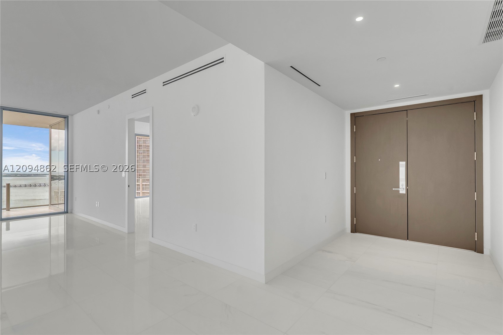 image Aston Martin Residences5