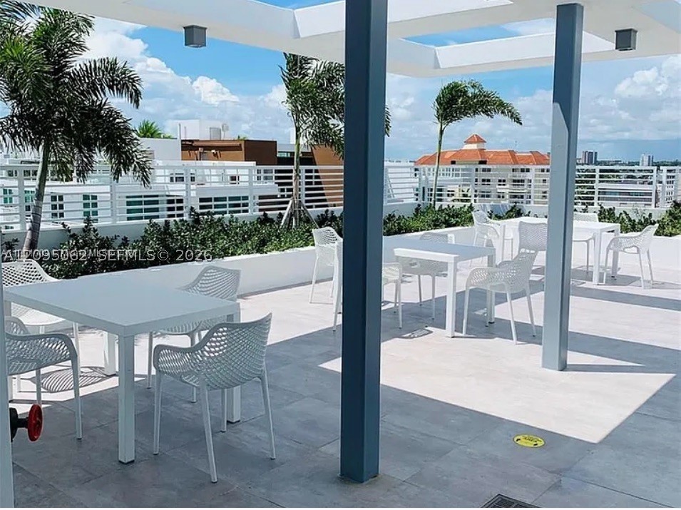 image The Palms45