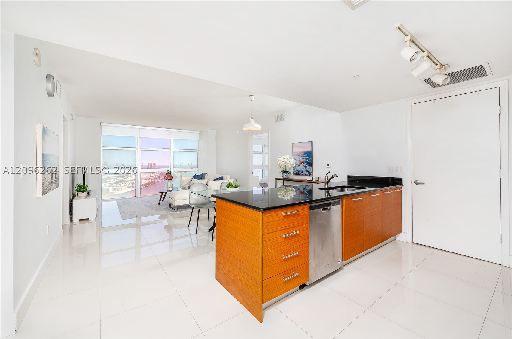 image 50 Biscayne9
