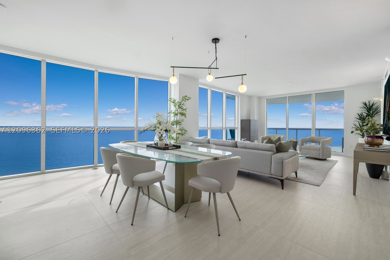 3801 Collins Ave #2006