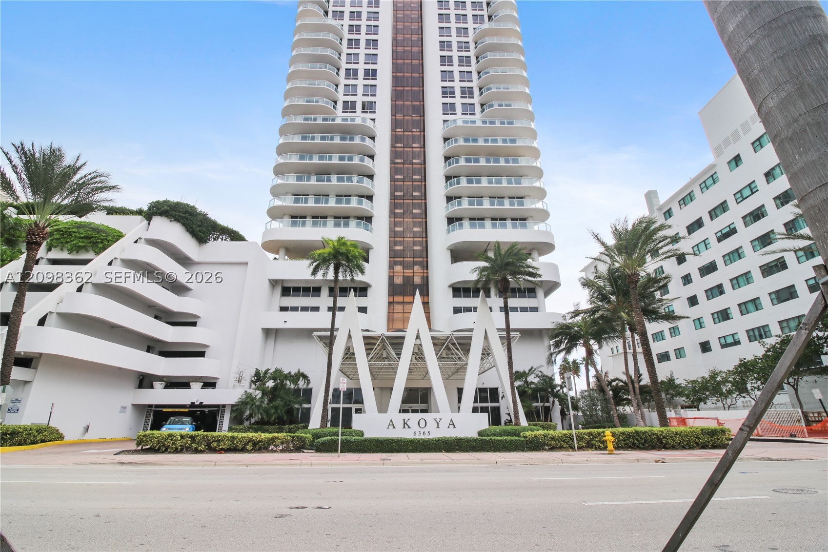 6365 Collins Ave #3909