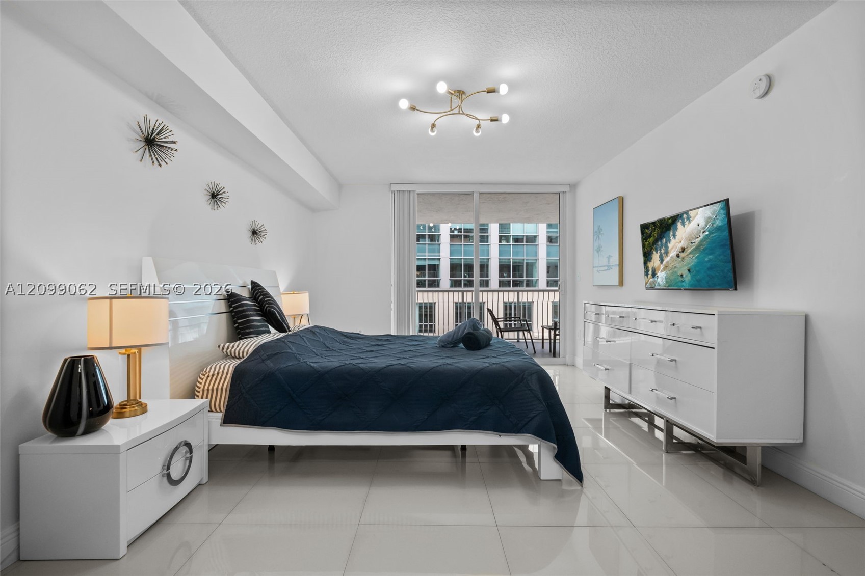 image The Club at Brickell Bay20