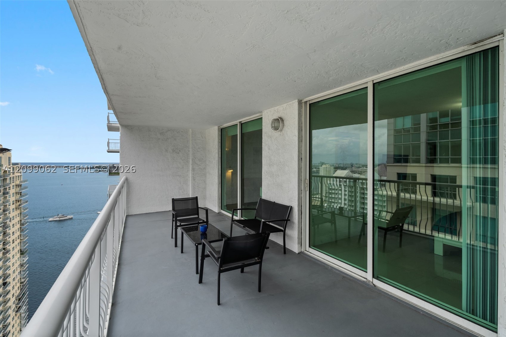 image The Club at Brickell Bay23