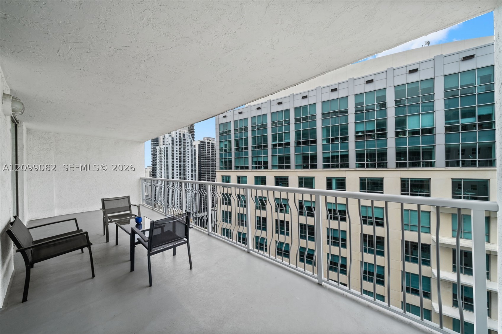 image The Club at Brickell Bay26