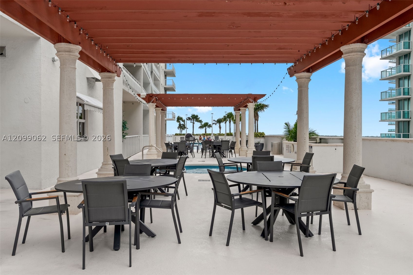image The Club at Brickell Bay39