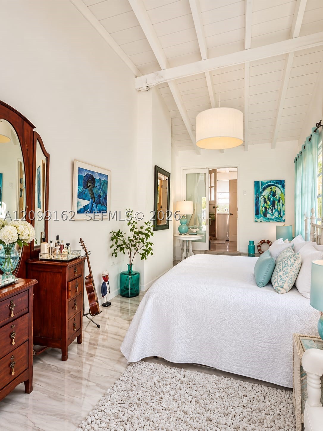 6910 Rue Notre Dame Miami Beach, FL 33141